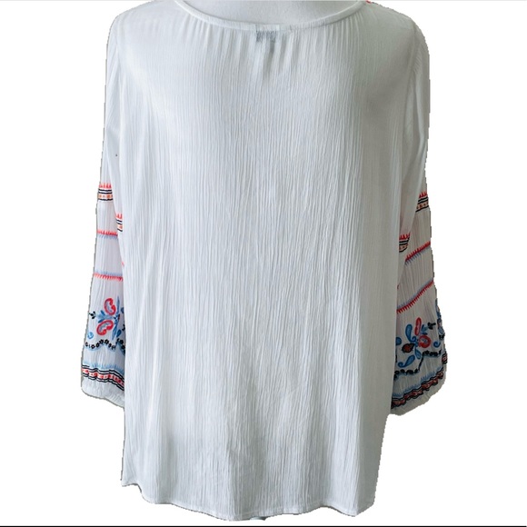 🔥SALE crown & ivy tie cotton embroidered tunic blouse size medium white blue - Picture 4 of 8